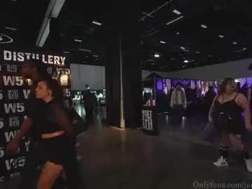 Admire naked performer Jada_valentine jada_valentine from Chaturbate