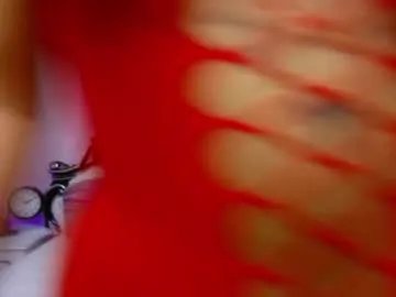 Freechat juicybigassh on Chaturbate