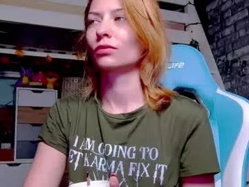 karoline121 on Chaturbate