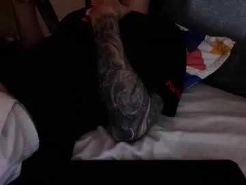 Freechat kennerfox77 on Chaturbate