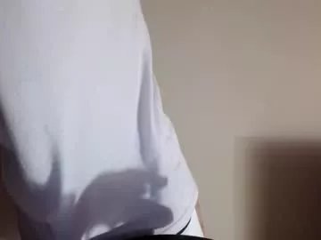 Freechat kennerfox77 on Chaturbate