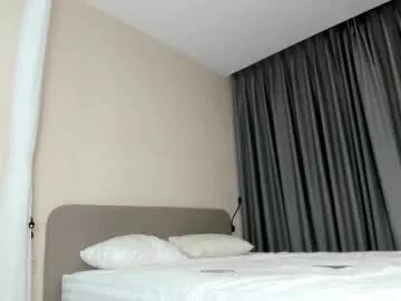 Freechat kiraempire on Chaturbate