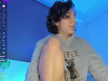 Freechat laura_hills18 on Chaturbate