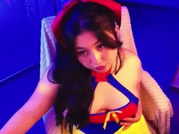 lenasweetx from Chaturbate