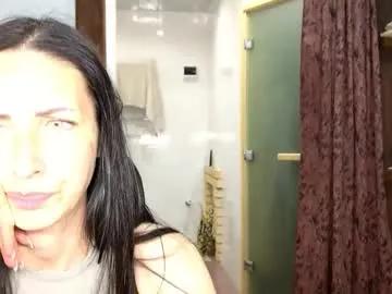 Freechat linalivee on Chaturbate