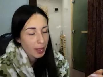 Freechat linalivee on Chaturbate