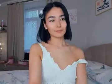Freechat lora_lifelover on Chaturbate