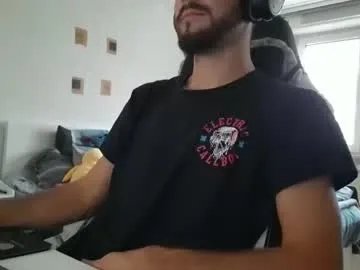 Freechat lukasschoetz on Chaturbate