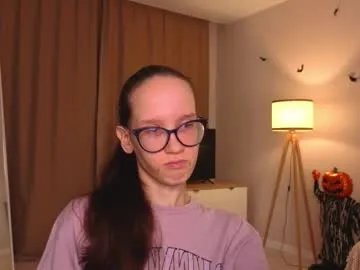 Freechat lynettebails on Chaturbate