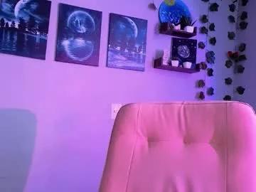 macey_hairy
