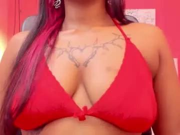 magic_axa_graham on Chaturbate 