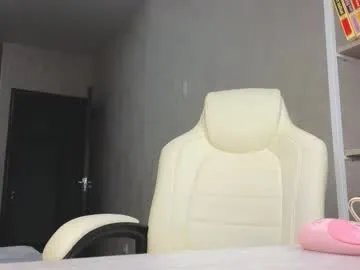 Freechat marietta__castro on Chaturbate