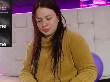 Freechat miadoll303av on Chaturbate
