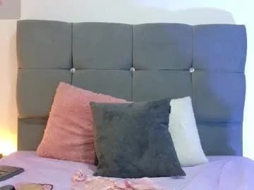 Freechat miamackleyn_ on Chaturbate