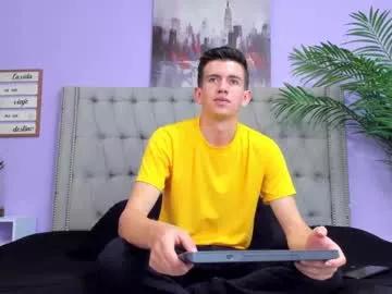 mikaelslow on Chaturbate 