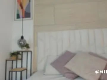 Freechat mile_perez on Chaturbate