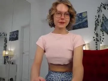Freechat mira_marni on Chaturbate