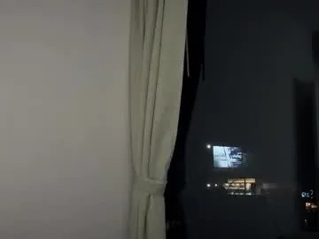 Freechat miss_opss on Chaturbate