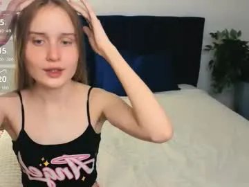 nanami_v02 on Chaturbate