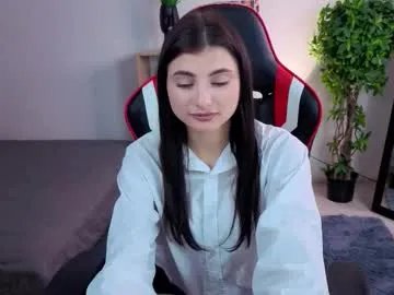 Private pauline_flo on Chaturbate