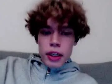 pawclaw from Chaturbate