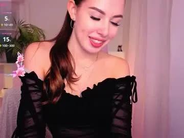 Away peachypoet on Chaturbate