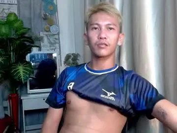 Freechat ralfhuge24 on Chaturbate