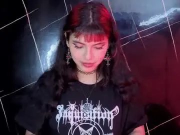 raven_rox_ on Chaturbate