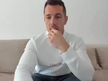 roberto4ever on Chaturbate 