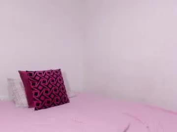 sarasweet_4 on Chaturbate 