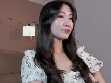 Freechat seulbi on Chaturbate