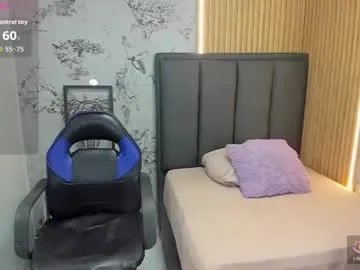 Freechat sharonblake5 on Chaturbate