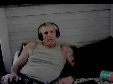 Freechat solodolo2020 on Chaturbate