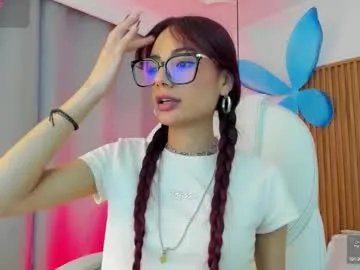 Freechat sophiecherry_ on Chaturbate