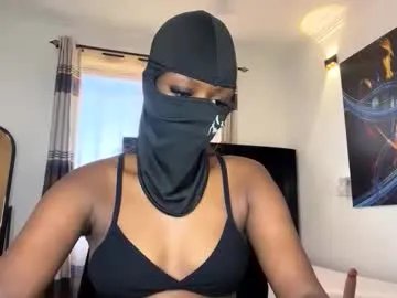 sultryaura on Chaturbate