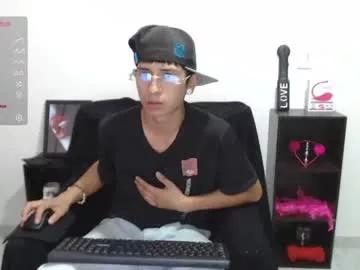 teylor_estid10 on Chaturbate 