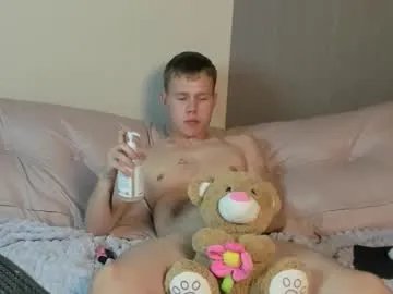 Freechat twelveeek on Chaturbate
