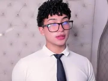 Freechat valentin0_3 on Chaturbate