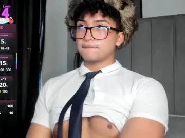 Freechat valentin0_3 on Chaturbate