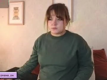 veesimons_dh from Chaturbate