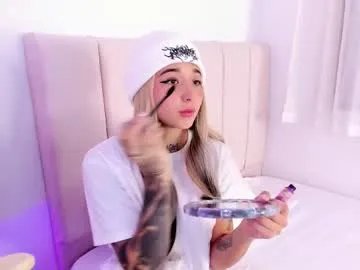 Away venusvan on Chaturbate