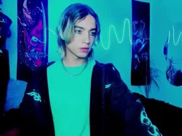 xzerox_ on Chaturbate