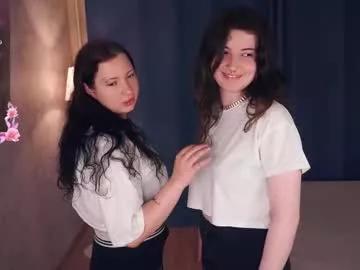 ylindencea on Chaturbate 
