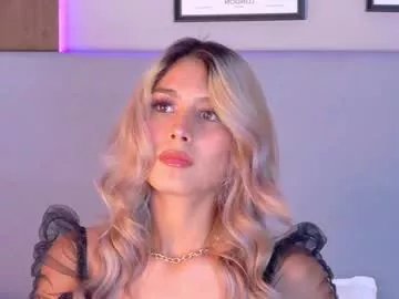 Freechat zoehangel on Chaturbate