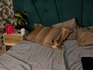 aaron_ez on Flirt4Free 