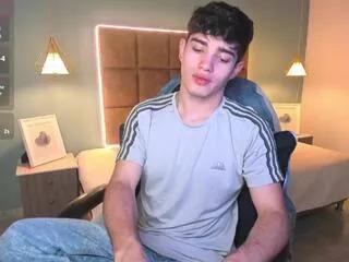 alejandro_lombardo on Flirt4Free 