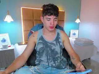 alejandro_lombardo on Flirt4Free 