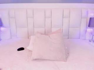 aluna_sweet on Flirt4Free 