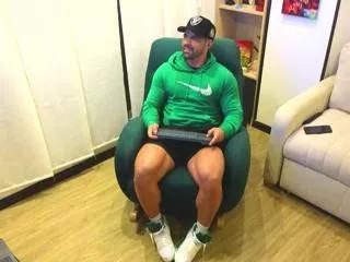 andrew_fame on Flirt4Free 
