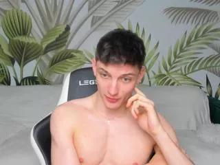 archie_strauss on Flirt4Free 